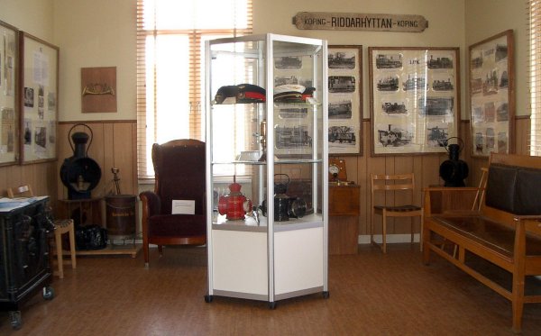 View from our exhibition of unique KUJ/KURJ objects