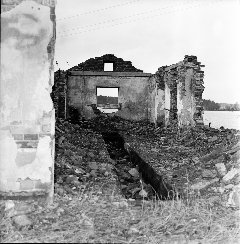 Bild von dem Abriss den Lokschuppen in Uttersberg. Grösseres Bild nicht zugänglich.